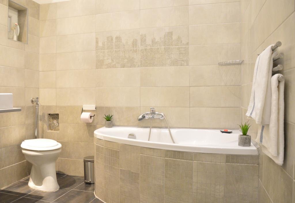 בודפשט Friendly Apartment In Center מראה חיצוני תמונה